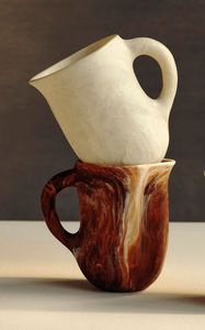 Pichet d'eau en résine de polyester design classique fait à la main texture en résine avec motif de tourbillon d'abricot Aqua pour cadeaux de Noël de cuisine - Product Image 2