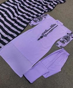 เครื่องแต่งกายเจ้าสาวปากีสถานที่มีการตัดเย็บเสื้อผ้าที่หรูหราเหมาะสำหรับผู้หญิงที่มีสไตล์ที่กำลังมองหาเสื้อผ้าที่ทันสมัย - Product Image 2