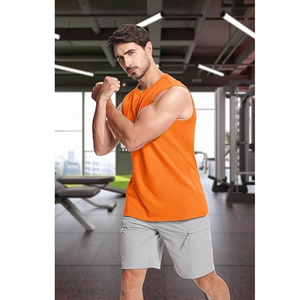 La conception à col en O offre un ajustement flatteur, permettant une mobilité maximale et une gamme complète de mouvements pendant que vous courez ou soulevez. - Product Image 4