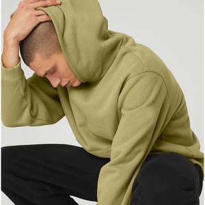 Pull à capuche EverSoft en polaire pour hommes 70% coton 30% polyester poche kangourou coupe ample motif imprimé ODM approvisionnement - Product Image 4