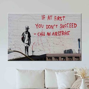 Impression sur toile de graffitis modernes de Banksy - Décoration murale élégante, 1P : encadrée - Product Image 1