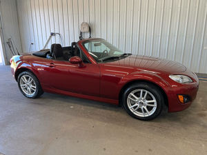 รถมาสด้า MX-5 Miata Sport RWD ปี 2012 มือสอง สภาพดี ราคาคุ้มค่า พร้อมส่ง - Product Image 2