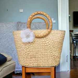 Bolsa de jacinto de agua, bolsa de playa de ratán de buena calidad para regalo, bolsa de ratán de Color marrón claro de estilo clásico con dos asas para playa - Product Image 2