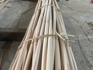 Núcleo de ratán natural cortado por expertos para proyectos de tejido y decoración de alta resistencia - Product Image 2