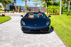 Lamborghini Gallardo LP560-4 Spyder 2014 Usado en Buenas Condiciones, Certificado y Limpio - Product Image 2
