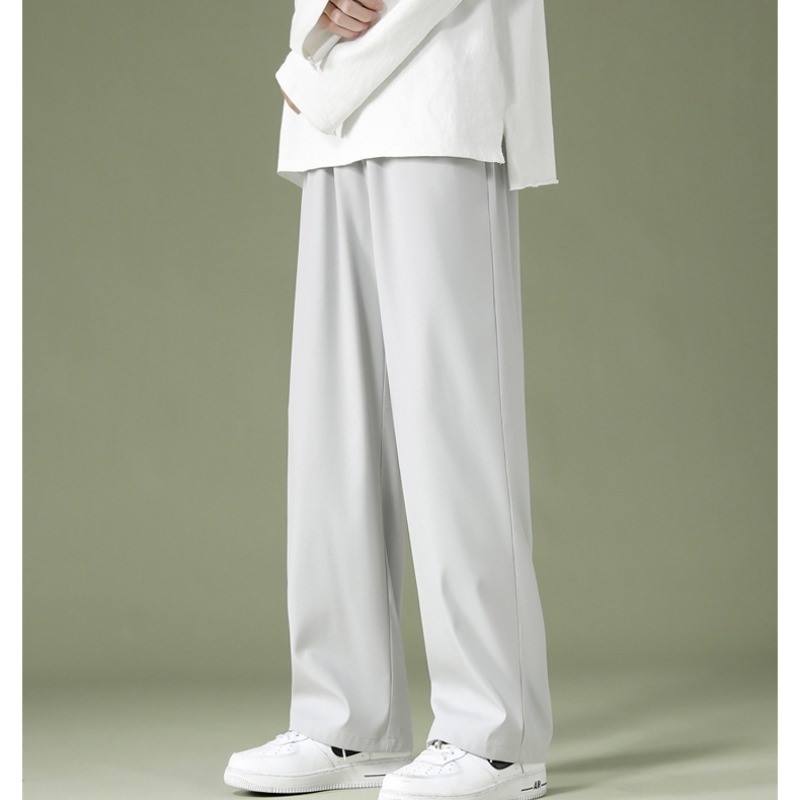 สีเทาอ่อน