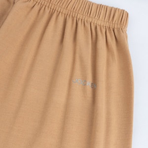 ชุดโยคะแบบกำหนดเอง ชุดออกกำลังกาย ผ้ายืดสแปนเด็กซ์/ไนลอน ความยาวระดับเข่า เอวยางยืด ซับแรงกระแทก แห้งเร็ว กระชับรูปร่าง ชุด 2 ชิ้น - Product Image 2