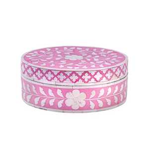 Boîte ronde à bijoux en incrustation d'os indien artisanal mallette de rangement en résine et vadrouille faite à la main avec taille personnalisée et design élégant pour la décoration intérieure - Product Image 1