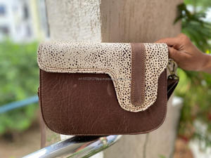 Nouveau Western fait à la main Style peau de vache fourrure cuir sac à main en cuir femmes élégant sac à bandoulière en cuir femmes sac à main - Product Image 2