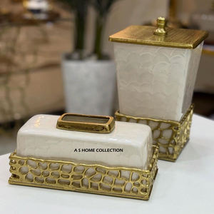 Boîte de rangement de mouchoirs en métal aluminium solide de la plus grande qualité Porte-papier de soie élégant pour fournitures d'hôtel à bon prix - Product Image 1