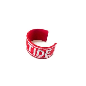Bracelets élégants de mode perlés fabriqués à la main pour le style du jour du jeu Bracelets essentiels personnalisés pour le jour du jeu à vendre - Product Image 1