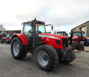 Tractor bastante usado Massey Ferguson 6480 Gear Drive 4WD Uso agrícola Tractor de alta productividad a la venta - Product Image 1