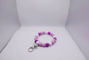 Porte-clés fait main avec perles en bois et anneau en acier inoxydable | Porte-clés coloré en perles de bois et acier inoxydable | VRNQ - Product Image 2