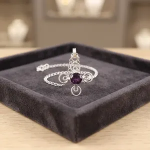 Pendentif de luxe Niharika Gems en améthyste violette naturelle, forme facettée 10 mm, avec breloque en argent sterling 925 plaqué et sertie, pierre de naissance - Product Image 2
