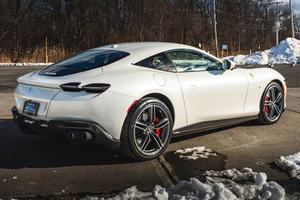 LISTO PARA ENVIAR, FER-RARI RO-MA 2024 CON VOLANTE A LA DERECHA/IZQUIERDA, MOTOR V8 BITURBO DE 612 HP - Product Image 5