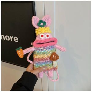 Sac bandoulière pour femme en fil, fait main, motif lapin au crochet, petit, rayé, mignon, style 'ugly-cute', décontracté et polyvalent, pour téléphone - Product Image 6