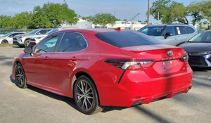 Auto Usado en Excelentes Condiciones, <span class=keywords><strong>Toyota</strong></span> <span class=keywords><strong>Camry</strong></span> <span class=keywords><strong>SE</strong></span> Sedán <span class=keywords><strong>2023</strong></span>, Envío a Todo el Mundo - Product Image 5