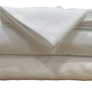 Toallas de Hotel de Lujo Personalizadas de Alta Calidad, Secado Rápido, Amigables con la Piel, Opciones de Logotipo Bordado Disponibles, Estándar Oeko-Tex 100 - Product Image 1