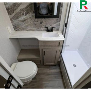 Utilisé aux États-Unis : Caravane de voyage de haute qualité dotée d'un dinette arrière en forme de U et d'une chambre avant, conçue pour des voyages en camping-car époustouflants - Product Image 6