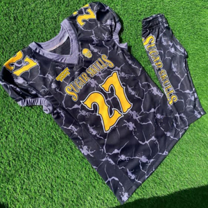 Ensemble d'uniformes de football américain à sublimation personnalisée de haute qualité Uniformes de football américain en polyester et ensembles de pantalons intégrés - Product Image 5