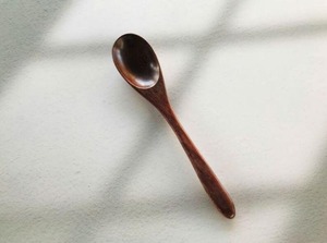 Cucharas de mezcla de madera grandes con acabado pulido de madera dura duradera para restaurantes, catering y compradores a granel para exportación - Product Image 4