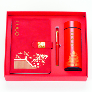 Chất lượng cao A5 biểu tượng tùy chỉnh Nhật Ký máy tính xách tay Bộ quà tặng in phong cách với <span class=keywords><strong>Fancy</strong></span> PU da bao gồm máy tính xách tay và bút - Product Image 1