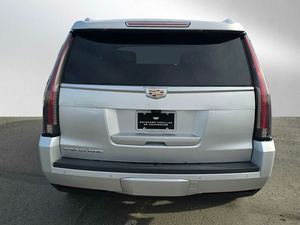 Cadillac Escalade Luxury 4WD 2020 Usado a Precio Accesible - Product Image 4