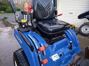 Iseki TXG237, tractor compacto para montar en cortacésped, tractor para montar, cortacésped con función autopropulsada para caja de hierba de clasificación DIY - Product Image 2