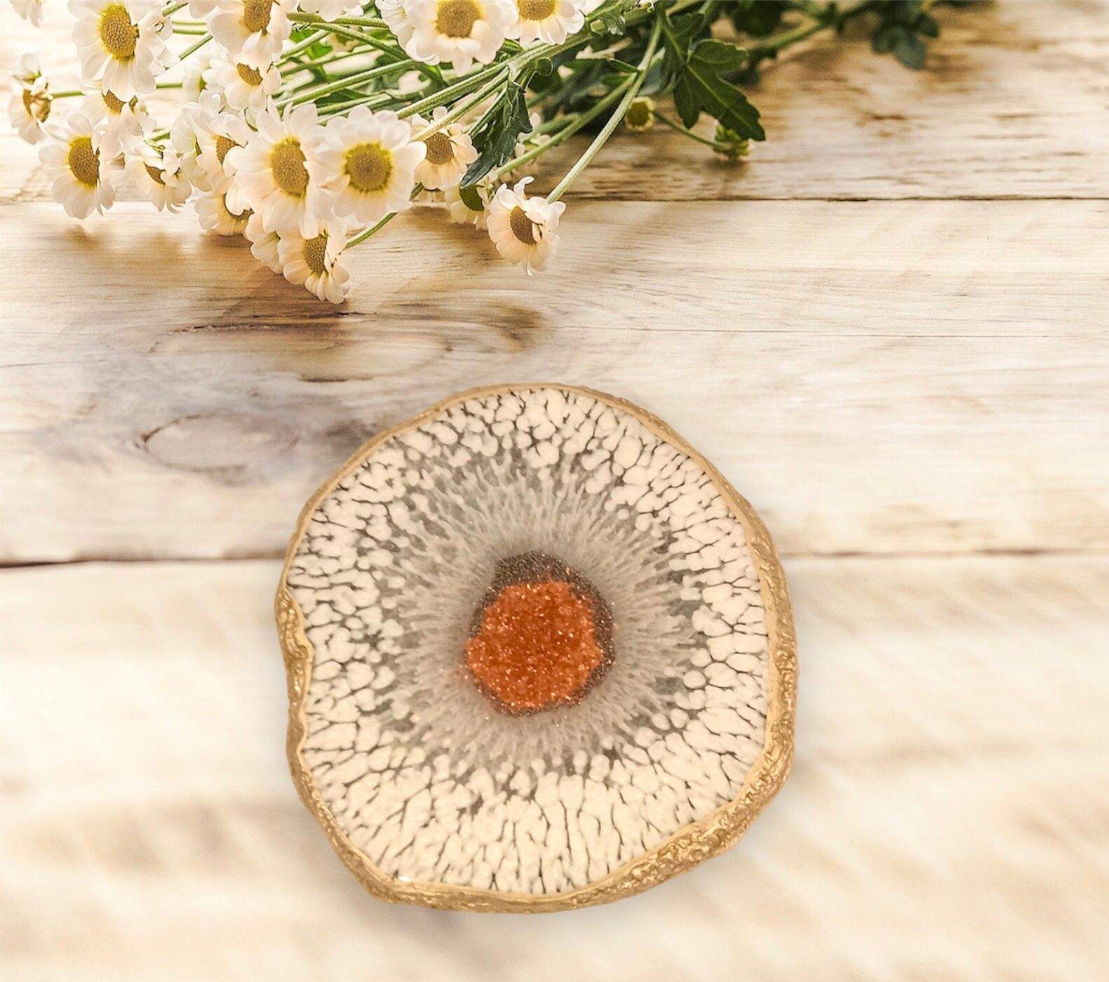 สีน้ำตาล