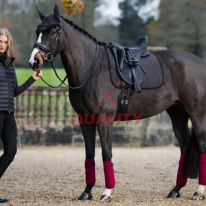 Tapis de selle anglais en gros confortable conception matelassée durable tissu extérieur respirant doublure intérieure douce tapis de selle léger - Product Image 5