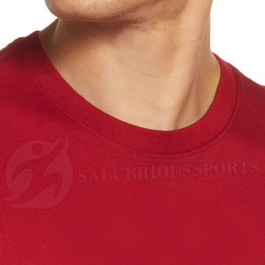 T-shirt pour hommes imprimé de logo personnalisé coupe ajustée avec manches courtes tenue décontracté de couleur unie rouge en polyester/coton tricoté - Product Image 5