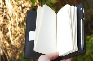 Diario de tapa dura de cuero genuino clásico Diario profesional y apto para viajes Hecho a mano en la India - Product Image 3