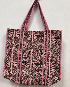 Sac fourre-tout imprimé bloc floral sac fourre-tout indien fait à la main en coton sac fourre-tout unisexe sac fourre-tout fait à la main imprimé bloc matelassé - Product Image 1