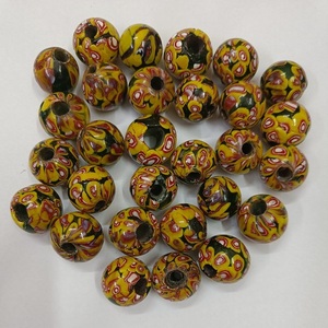 Cuentas de cristal hechas a mano mixtas al por mayor con agujeros grandes diseños de joyería de horno a granel de <span class=keywords><strong>India</strong></span> a la venta