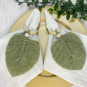 Servilleteros personalizados hechos a mano, servilleteros verdes elegantes para Navidad, Halloween y eventos - Product Image 4