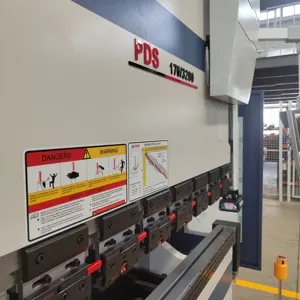 170T CNC machines à cintrer les métaux 3200mm CNC presse plieuse avec DA53T