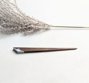 Bâtons de cheveux en corne de buffle Épingles à cheveux en corne de vache et de boeuf de luxe pour une coiffure élégante et contemporaine - Product Image 3