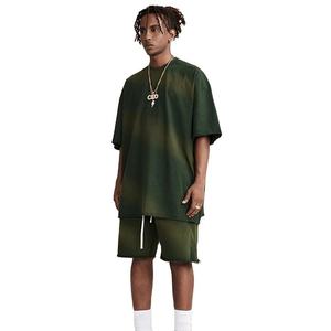 Vêtements de sport en coton lavé à l'acide pour hommes, jogging d'été de gymnastique, short de 2 pièces, t-shirt, logo personnalisé, respirant, grande taille, confortable - Product Image 1