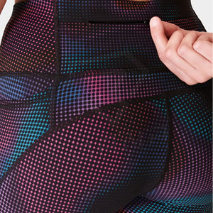 En stock, legging taille haute de haute qualité pour femmes avec un design unique, respirant, fabriqué avec des matériaux de la meilleure qualité - Product Image 2