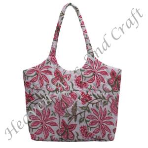 Bolso de Algodón Hecho a Mano con Estampado de Bloque Floral, Bolsa Acolchada Grande, Mercado Floral, Verano, Otoño - Product Image 4