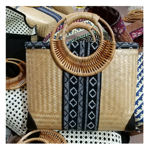 Large Seagrass <b>Handbag</b> for Women - Natural <b>Straw</b> Beach Tote with Inner Compartment From Viet Nam - Product Image 4