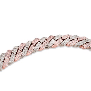 Cadena Cubana Chapada en Oro Multicolor con Incrustaciones de Diamantes Moissanite para Ocasiones Especiales y Opciones de Regalo de Aniversario - Product Image 2