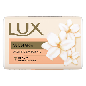 Savon en barre Lux Velvet Touch à l'huile d'amande et au jasmin 150g pour une peau douce et un nettoyage en douceur, disponible à prix avantageux - Product Image 1