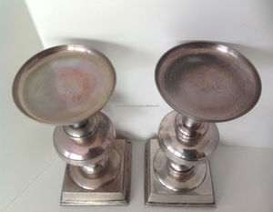 Ensemble de 2 bougeoirs en étain lourd ARGENT, bougeoir rustique, bougeoir décoratif pour la maison et les cadeaux - Product Image 2