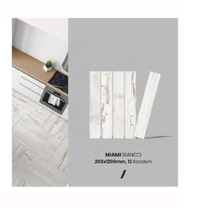 Carreaux vitrifiés indiens auto-adhésifs de couleur beige 200x1200, revêtement de sol rectifié en planche découpée au laser pour salon et chambre à coucher - Product Image 2