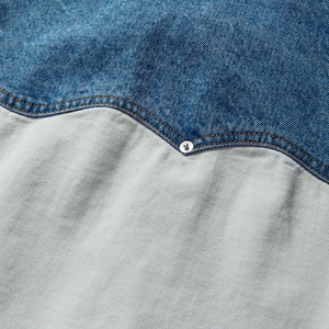 เสื้อแจ็คเก็ตมอเตอร์ไซค์ผู้ชายสุดเท่ สีทูโทน ผลิตจากผ้าฝ้ายออร์แกนิค 100% รุ่นเดือนสิงหาคม 2026 ทนทานด้วยเทคนิคการซักแบบแคนวาส ปิดด้วยซิป ไซส์ XS - Product Image 3