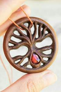 ACCESSOIRES POUR FEMMES HOMMES NATUREL GRAND BOHO TRIBAL SONO BOIS Pendentif sur cordon réglable Collier fait main - Product Image 5