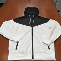 Veste coupe-vent pour homme en softshell polyester à capuche personnalisée 2026, imperméable, de haute qualité, prix abordable, logo personnalisé