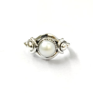Handcrafted Pearl <b>Statement</b> <b>Ring</b> 925 Sterling Silver Vintage Inspired Textured Style Jewelry - Product Image 1