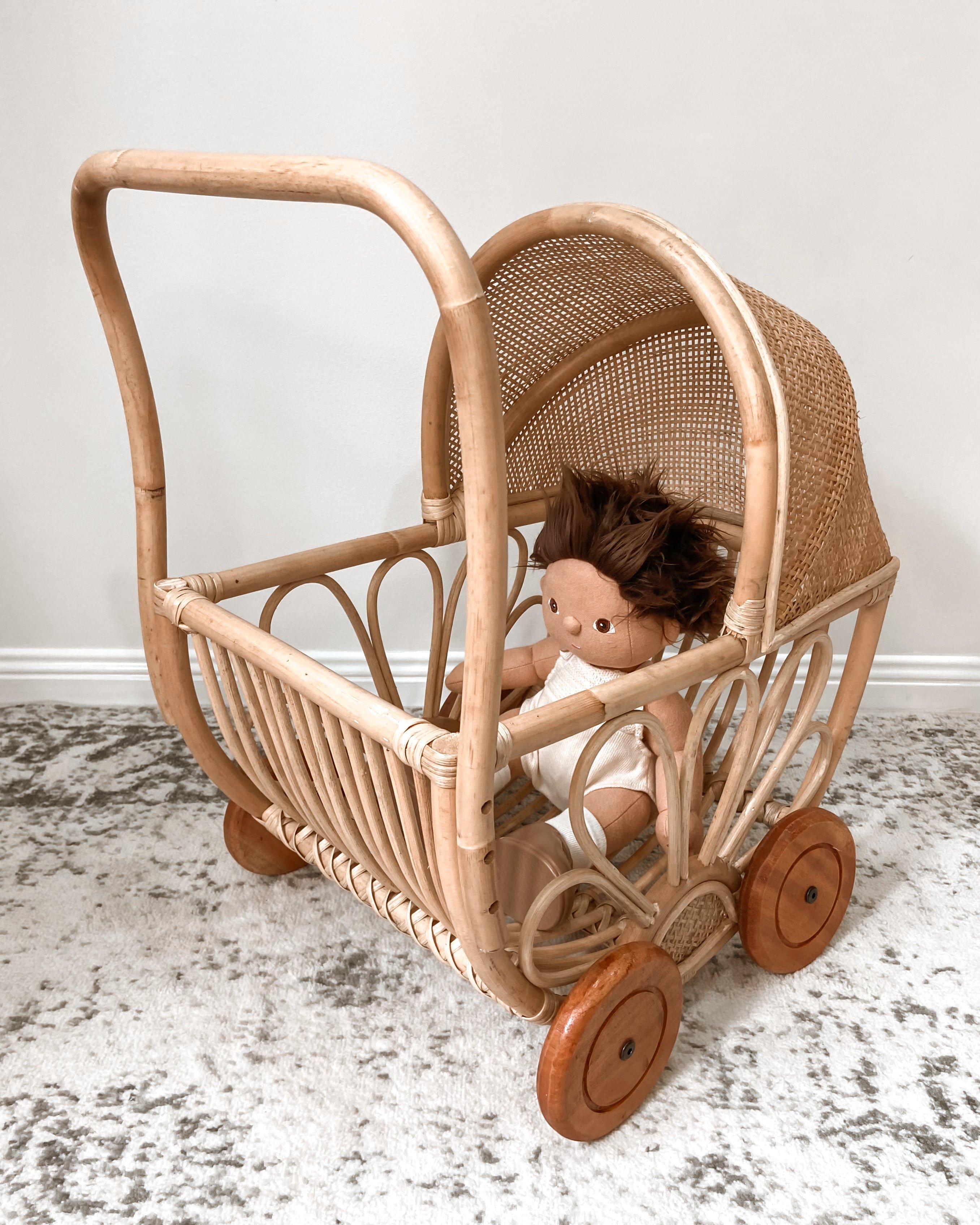 天然手作り卸売籐人形ベビーベッド乳母車キッズおもちゃ